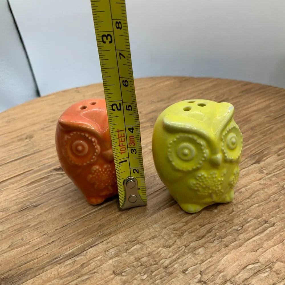 Owls Ceramic Vintage Orange Yellow Miniature Salt and Pepper Shakers